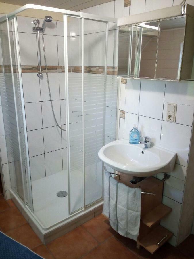 Ferienwohnung Linde - Marburg Biedenkopf Mit 5 Zimmer Und Balkon Frechenhausen Exteriör bild